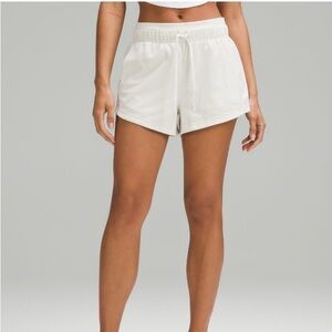 Lululemon Inner Glow HR Short 3” BONE